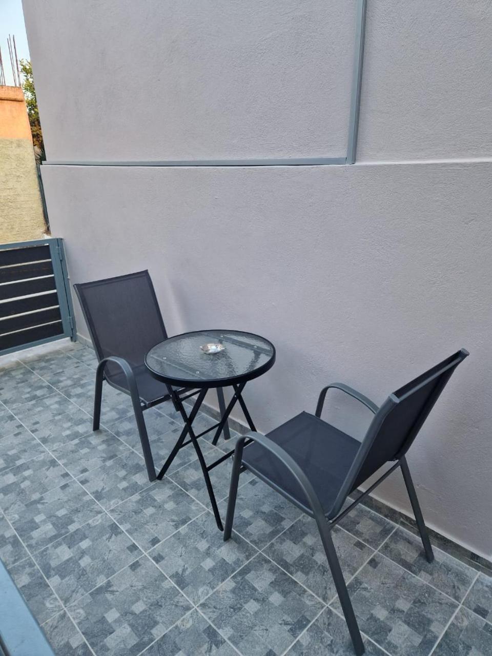Apartment Flyhome Near The Airport