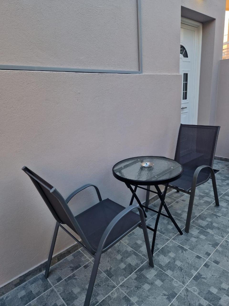 Apartment Flyhome Near The Airport *